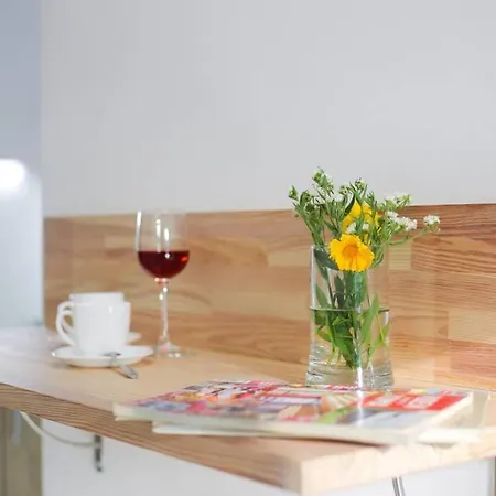 Apartment для 4-х с двумя санузлами и балконом для курения *